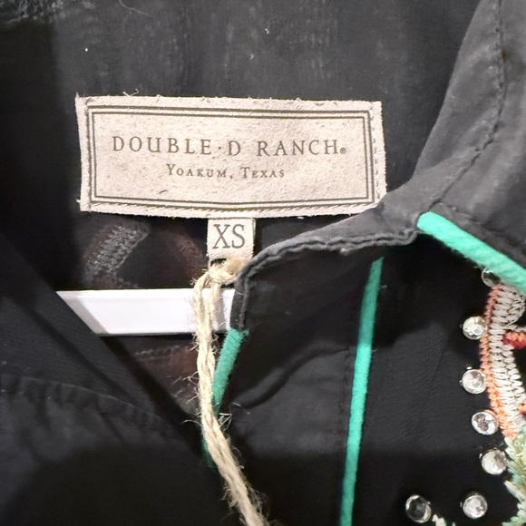 NWT Double D. Ranch women’s XS snap up embroidered black western style shirt - Picture 4 of 4